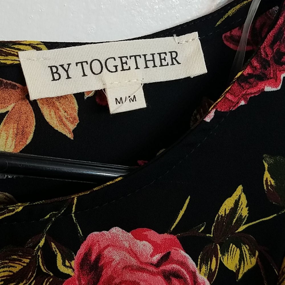 Floral Print Blouse - Picture 6 of 7